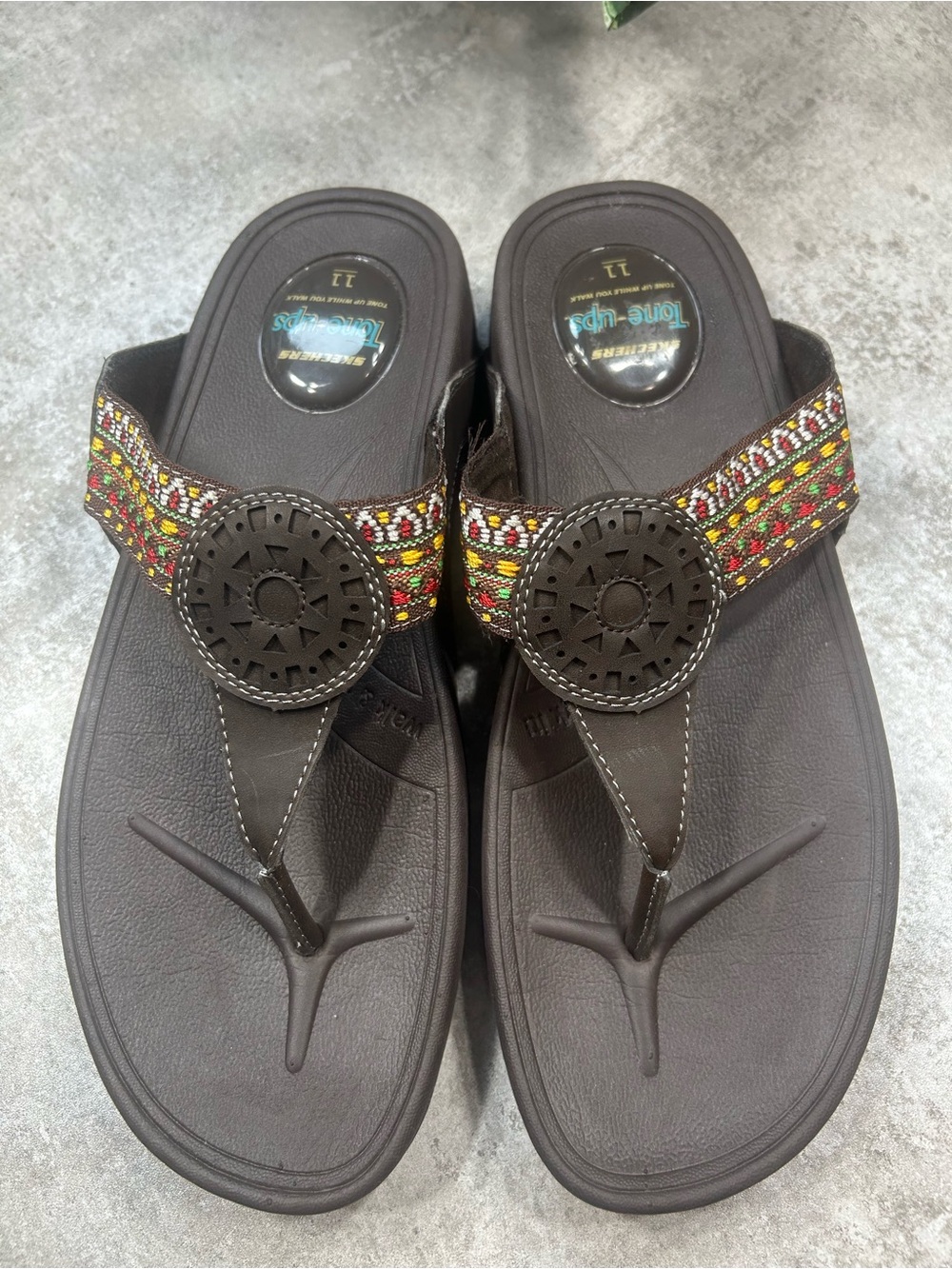 Skechers Tone-Ups Brown Boho Embroidered Thong Sandals Women’s Size 11 - Picture 3 of 14